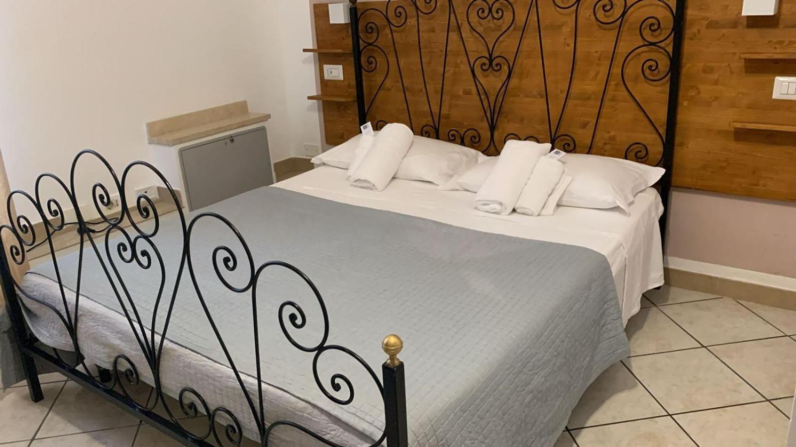In The Center Guesthouse Rome Extérieur photo